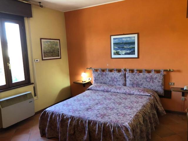 Hotel Il Granaio Porto Mantovano Exterior foto